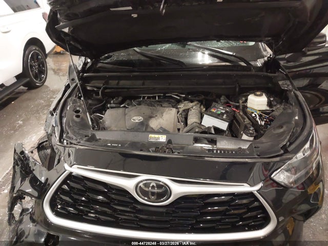 Toyota Highlander L 2020 5TDCZRBH2LS504318 Image 10
