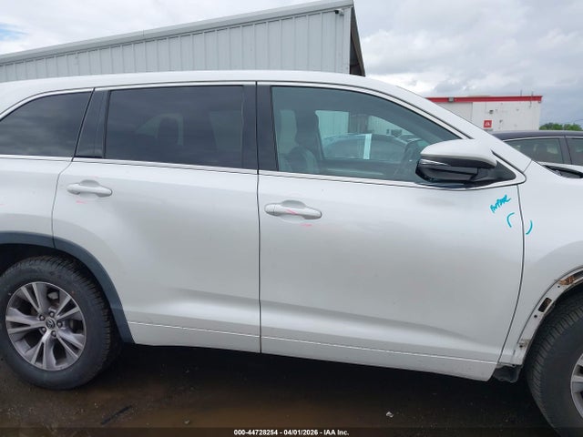 Toyota Highlander Le Plus V6 2016 5TDBKRFH1GS261942 Image 14