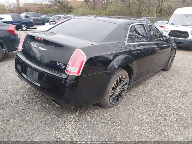 Продажа на аукционе авто 2012 Chrysler 300 S V8, vin: 2C3CCAJT7CH163882, номер лота: 44728263