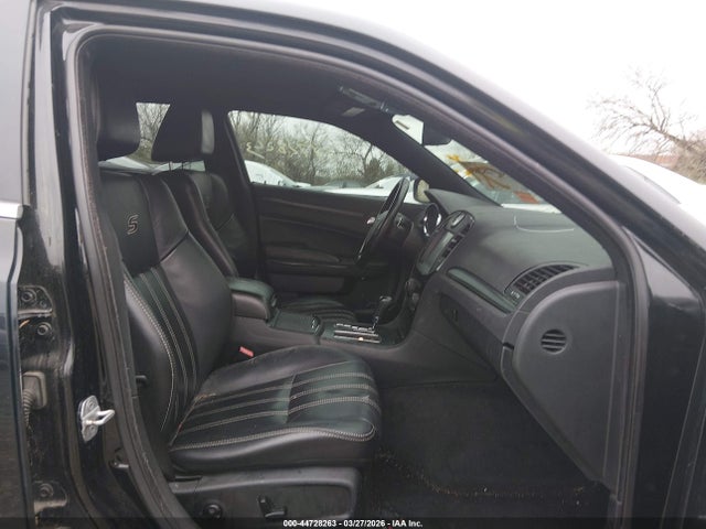 Продажа на аукционе авто 2012 Chrysler 300 S V8, vin: 2C3CCAJT7CH163882, номер лота: 44728263