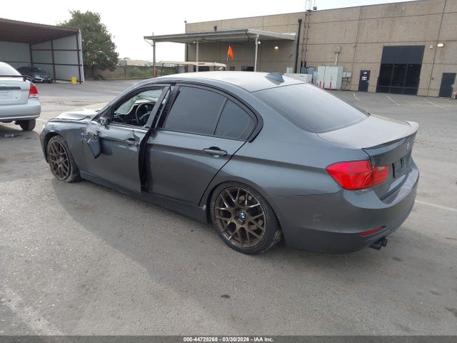 BMW 328I 2014 WBA3C1C56EK109332 Image 3