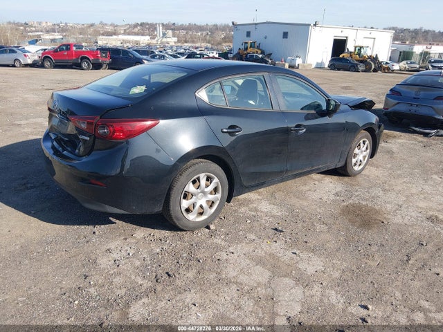 3MZBM1U72FM160121 Mazda MAZDA3