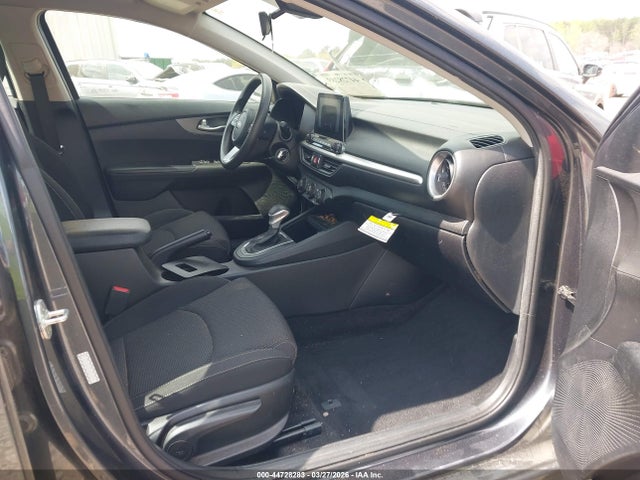 2020 Kia Forte Fe მანქანა იყიდება აუქციონზე, vin: 3KPF24AD8LE191479, აუქციონის ნომერი: 44728283