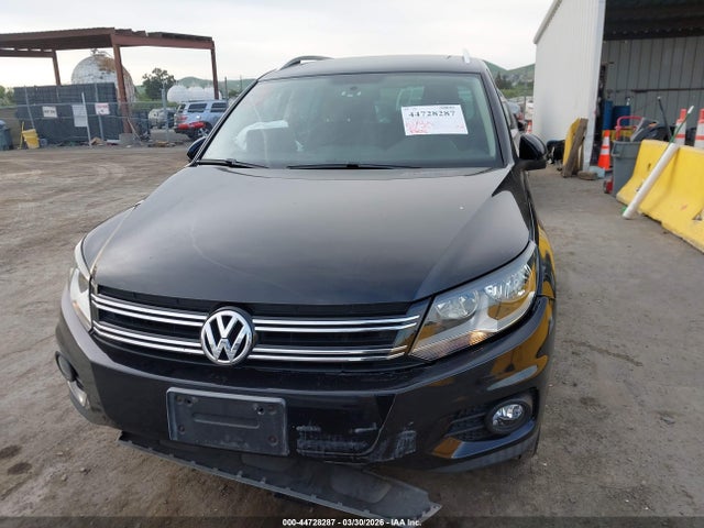 44728287 :رقم المزاد ، WVGBV7AXXCW597217 vin ، 2012 Volkswagen Tiguan Se مزاد بيع