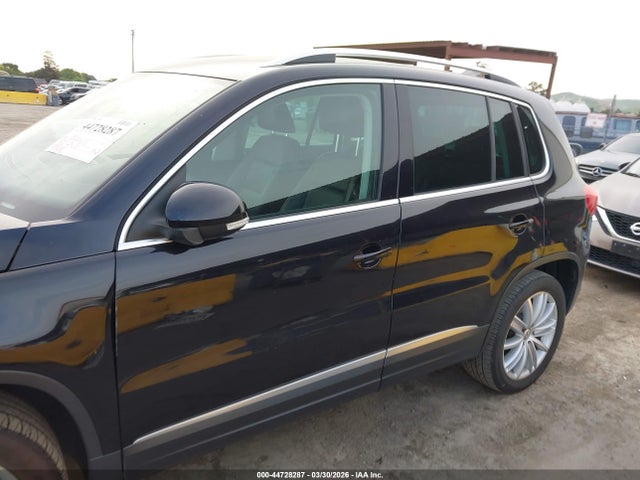 44728287 :رقم المزاد ، WVGBV7AXXCW597217 vin ، 2012 Volkswagen Tiguan Se مزاد بيع