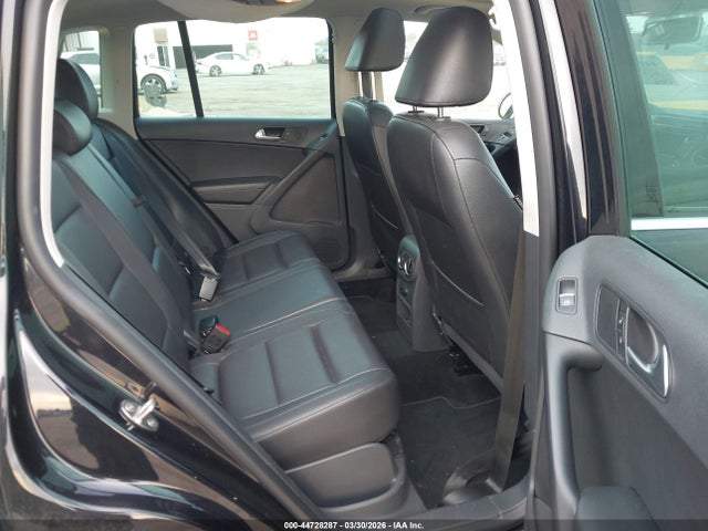 2012 VOLKSWAGEN TIGUAN WVGBV7AXXCW597217 Photo 7