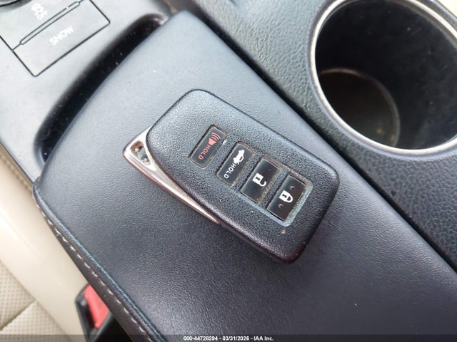 44728294 :رقم المزاد ، JTHBF1D2XE5012318 vin ، 2014 Lexus Is 250 مزاد بيع
