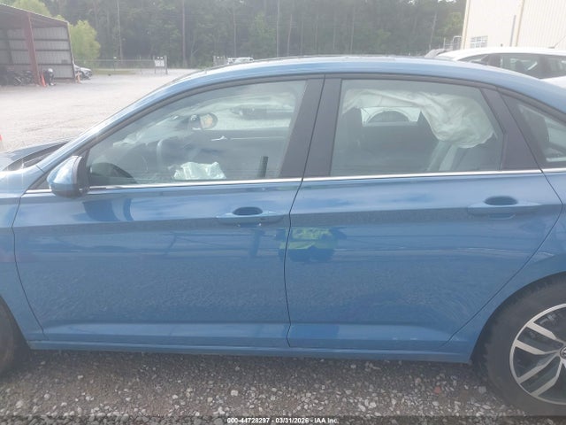 3VW7X7BU7SM077545 Volkswagen Jetta 1.5t Se