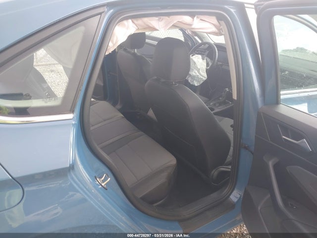 3VW7X7BU7SM077545 Volkswagen Jetta 1.5t Se