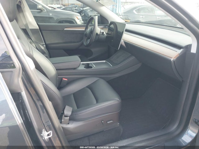 44728309 :رقم المزاد ، 7SAYGDEF6PF594093 vin ، 2023 Tesla Model Y Performance Dual Motor All-wheel Drive مزاد بيع