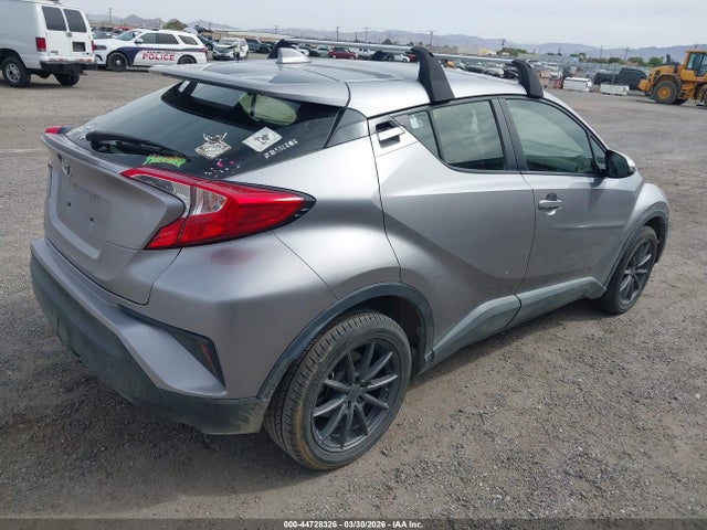 Toyota C-HR LE 2019 JTNKHMBX0K1032801 Image 4