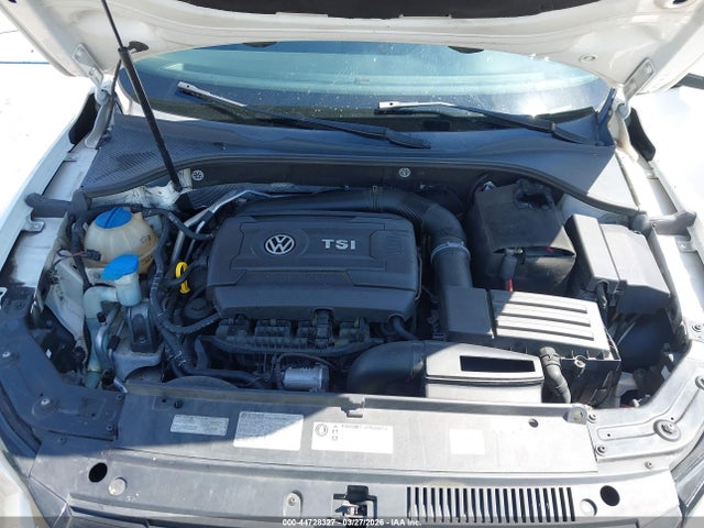 Продажа на аукционе авто 2014 Volkswagen Passat 1.8t S, vin: 1VWAT7A33EC089689, номер лота: 44728327