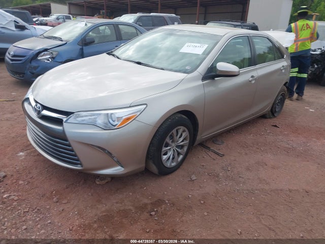 2017 Toyota Camry Le მანქანა იყიდება აუქციონზე, vin: 4T1BF1FK7HU755314, აუქციონის ნომერი: 44728357