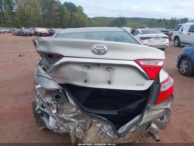 2017 Toyota Camry Le მანქანა იყიდება აუქციონზე, vin: 4T1BF1FK7HU755314, აუქციონის ნომერი: 44728357