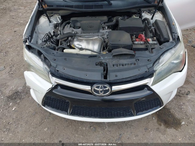 Aukcja sprzedaży 2015 Toyota Camry Se, vin: 4T1BF1FK1FU070304, numer aukcji: 44728379