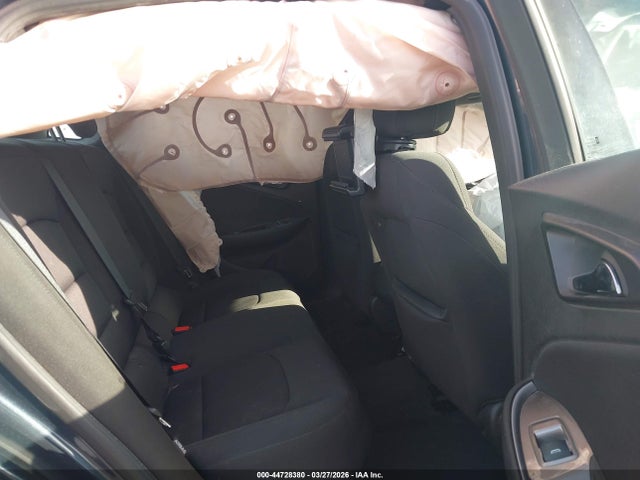 1G1ZB5ST2KF184422 Chevrolet Malibu 1ls