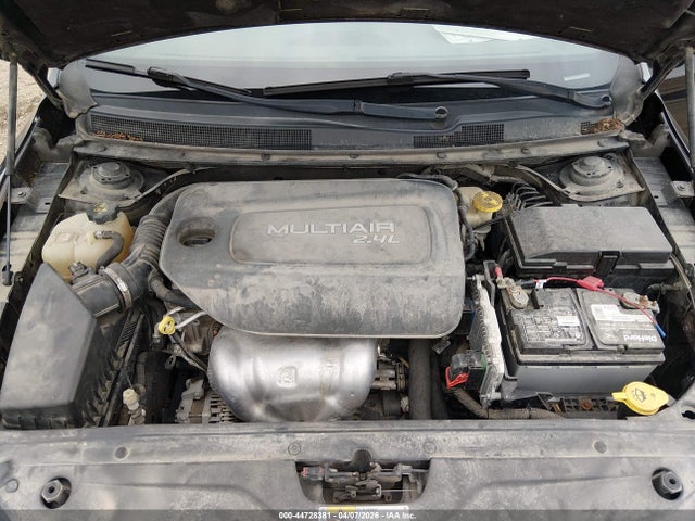 Продаж на аукціоні авто 2015 Chrysler 200 Limited, vin: 1C3CCCAB0FN562261, номер лоту: 44728381