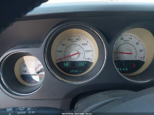 44728398 :رقم المزاد ، 2C3CDYAG1CH157956 vin ، 2012 Dodge Challenger Sxt مزاد بيع