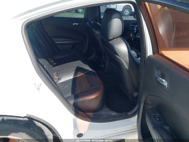 44728406 :رقم المزاد ، 2B3CL3CG0BH617140 vin ، 2011 Dodge Charger مزاد بيع