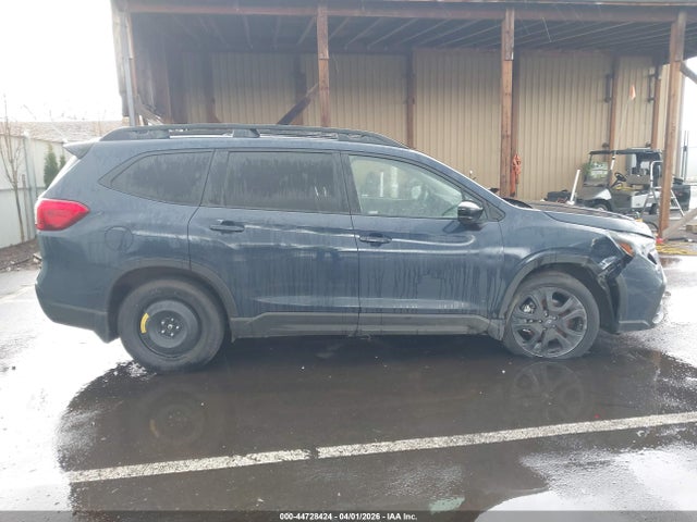 4S4WMAKD6R3437108 Subaru Ascent Onyx Edition Limited 7-passenger
