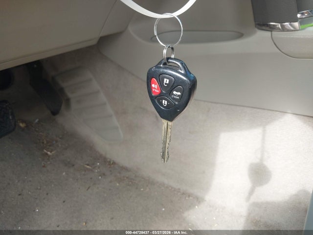 44728437 :رقم المزاد ، 4T1BF3EK5BU166038 vin ، 2011 Toyota Camry Le مزاد بيع
