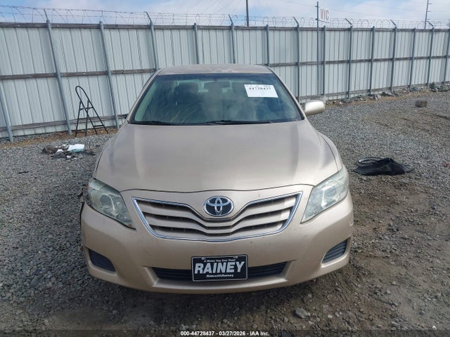 44728437 :رقم المزاد ، 4T1BF3EK5BU166038 vin ، 2011 Toyota Camry Le مزاد بيع