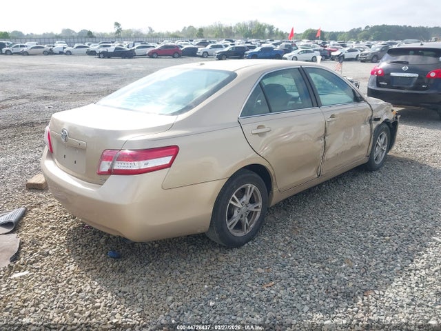 44728437 :رقم المزاد ، 4T1BF3EK5BU166038 vin ، 2011 Toyota Camry Le مزاد بيع