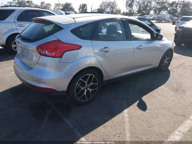 1FADP3M25HL232085 Ford FOCUS SEL