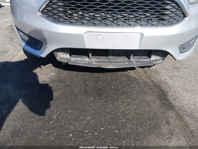 1FADP3M25HL232085 Ford FOCUS SEL