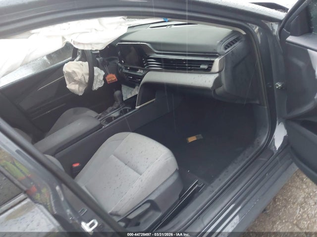 Продажа на аукционе авто 2025 Toyota Camry Le, vin: 4T1DAACK2SU191509, номер лота: 44728497