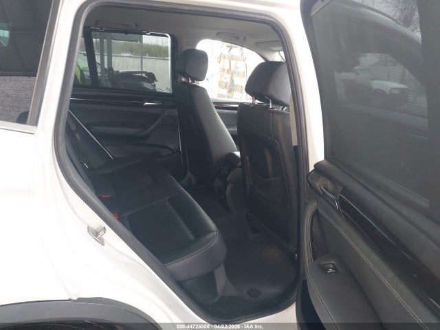 44728508 :رقم المزاد ، 5UXWX9C39H0T16491 vin ، 2017 Bmw X3 Xdrive28i مزاد بيع