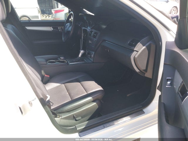 Продаж на аукціоні авто 2010 Mercedes-benz C 300 Luxury/sport, vin: WDDGF5EB8AR087976, номер лоту: 44728509