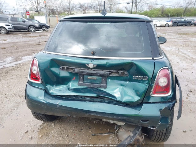 2009 MINI COOPER WMWMF335X9TW70219 Photo 5