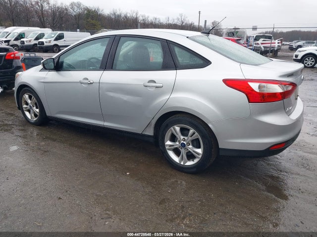 2013 FORD FOCUS 1FADP3F24DL348692 Photo 2