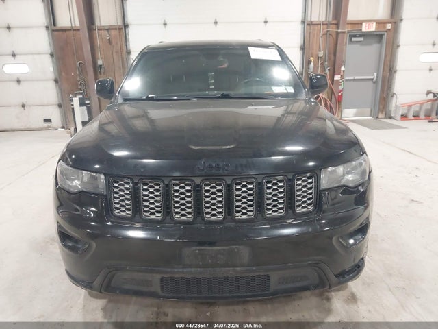 Auction sale of the 2018 Jeep Grand Cherokee Altitude 4x4, vin: 1C4RJFAG4JC219885, lot number: 44728547