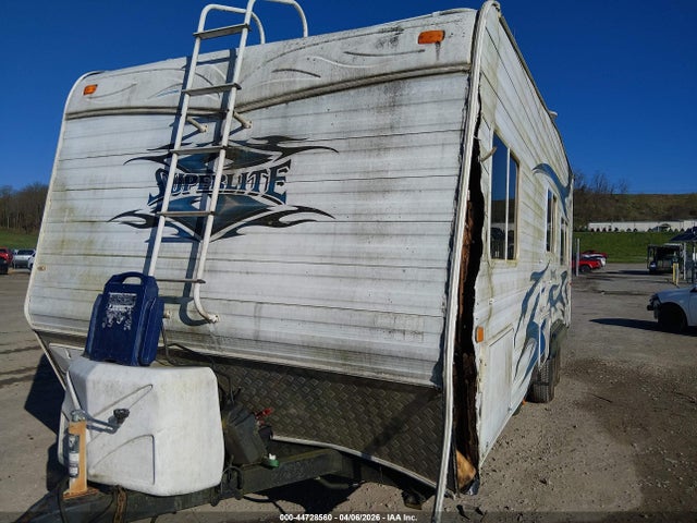 Продажа на аукционе авто 2007 Weekend Warrior Super Lite 2300fs Toy Hauler Travel Trailer, vin: 5HRFF23207C017974, номер лота: 44728560