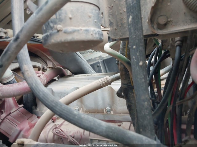 44728570 :رقم المزاد ، 1M2AN07C3DM012269 vin ، 2013 Mack 600 Chu600 مزاد بيع