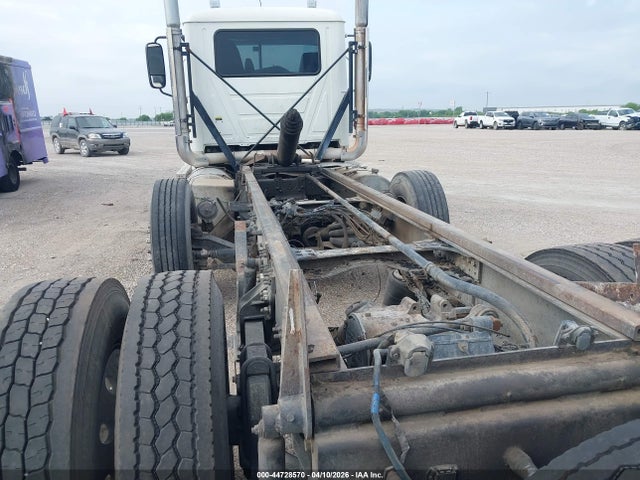 44728570 :رقم المزاد ، 1M2AN07C3DM012269 vin ، 2013 Mack 600 Chu600 مزاد بيع