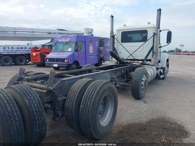 44728570 :رقم المزاد ، 1M2AN07C3DM012269 vin ، 2013 Mack 600 Chu600 مزاد بيع