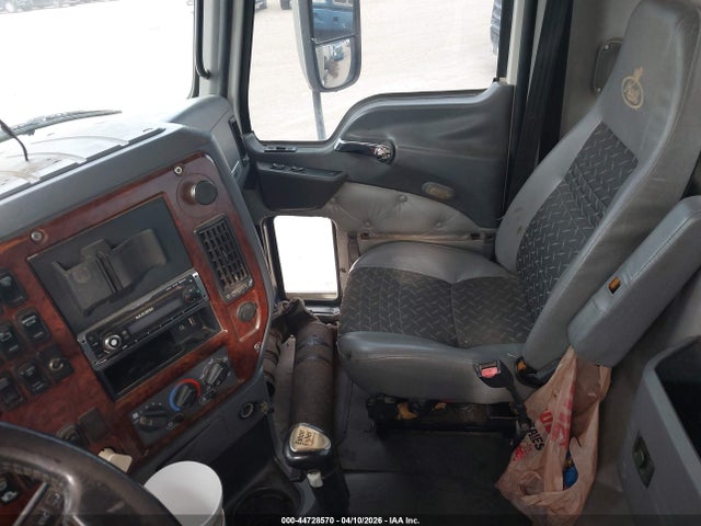 44728570 :رقم المزاد ، 1M2AN07C3DM012269 vin ، 2013 Mack 600 Chu600 مزاد بيع
