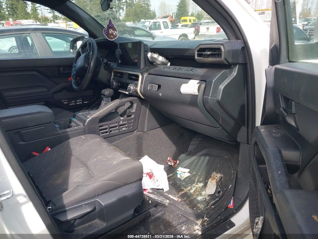 3TYJDAHN1RT013059 Toyota Tacoma Sr