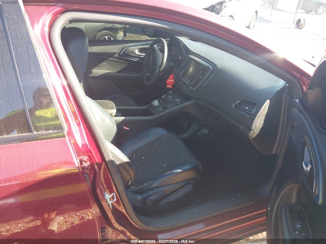Продаж на аукціоні авто 2015 Chrysler 200 S, vin: 1C3CCCBBXFN527015, номер лоту: 44728586