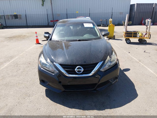 1N4AL3AP5HN324218 Nissan Altima 2.5 Sr