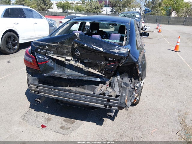 1N4AL3AP5HN324218 Nissan Altima 2.5 Sr