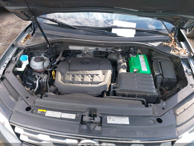 44728625 :رقم المزاد ، 3VV2B7AX9JM081278 vin ، 2018 Volkswagen Tiguan 2.0t Se/2.0t Sel مزاد بيع
