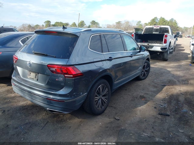 44728625 :رقم المزاد ، 3VV2B7AX9JM081278 vin ، 2018 Volkswagen Tiguan 2.0t Se/2.0t Sel مزاد بيع