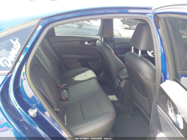 44728631 :رقم المزاد ، 3KPF44ACXME399513 vin ، 2021 Kia Forte Gt مزاد بيع