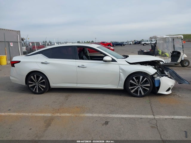 Nissan Altima 2.5 Platinum 2019 1N4BL4FV7KC116376 Image 13