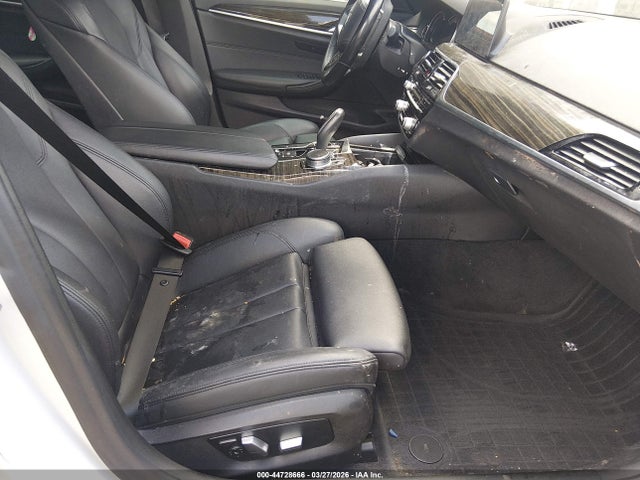 Продаж на аукціоні авто 2018 Bmw 530i, vin: WBAJA5C5XJWA39022, номер лоту: 44728666