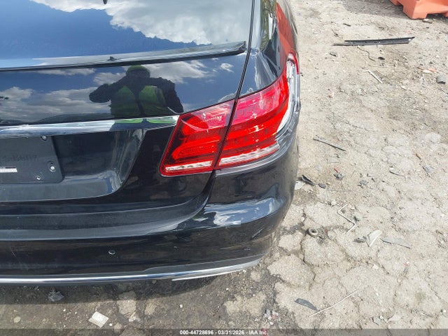 2016 Mercedes-benz E 350 მანქანა იყიდება აუქციონზე, vin: WDDHF5KB7GB269680, აუქციონის ნომერი: 44728696